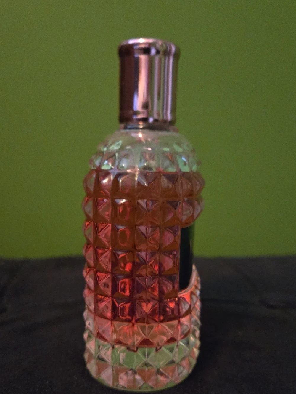 LIKE NEW: Valuable Pour Femme Perfume Pink Glass Bottle - Picture 3 of 3